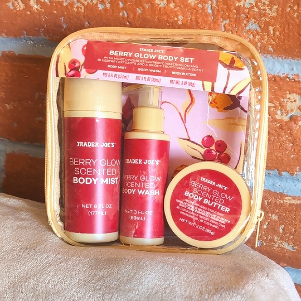 🆕 Trader Joe’s Limited Edition Berry Glow Body Set 🛀🏽 + Free TJ's Mini bag